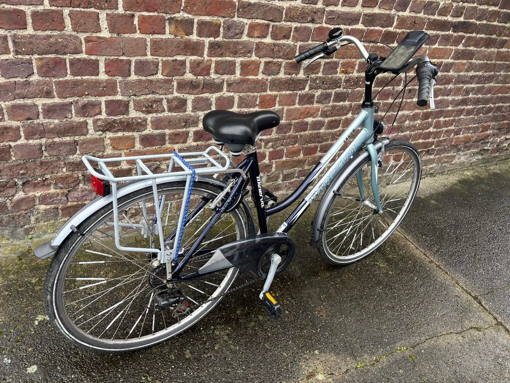 Vélo dames ou jeunes filles Minerva, Vélos & Vélomoteurs, Vélos | Femmes | Vélos pour femme, Enlèvement, Utilisé, Autres marques