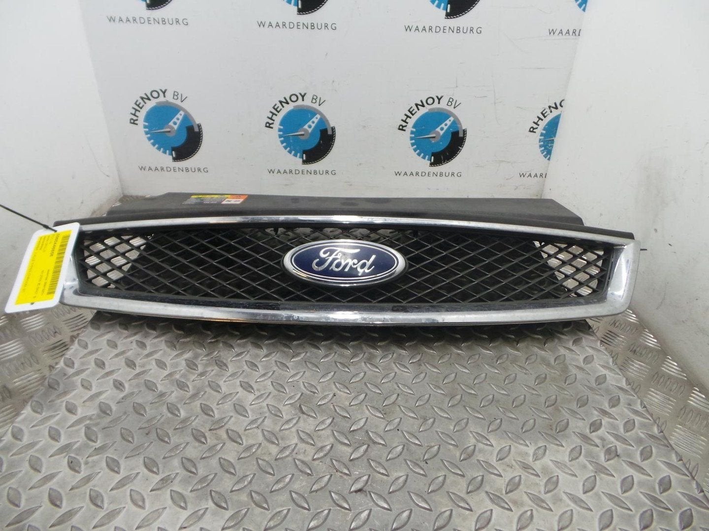 FORD FOCUS GRILLE 2006, Ophalen of Verzenden, Gebruikt, Stiba lid