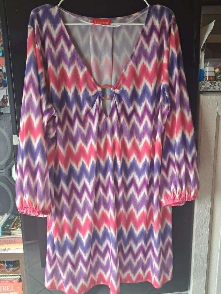 Strandjurk rood paars merk lidea - maat l  - nieuw, Kleding | Dames, Badmode en Zwemkleding, Overige typen, Nieuw, Ophalen of Verzenden