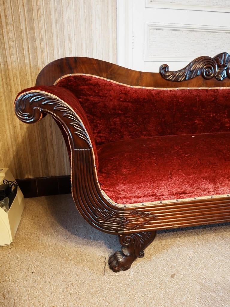 Unieke antieke zetel, Enlèvement