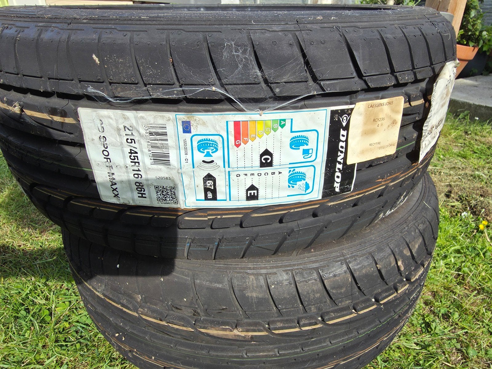 Nieuwe set van 2x Dunlop SP Sport Maxx 215/45 R16 86H (Ongeb, Ophalen, Zomerbanden, Band(en)