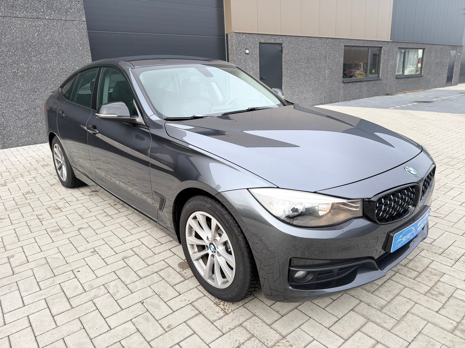 Bmw 318D GT 2014 manueel euro 6b, Auto's, BMW, Achterwielaandrijving, 1995 cc, 4 cilinders, Lederen bekleding