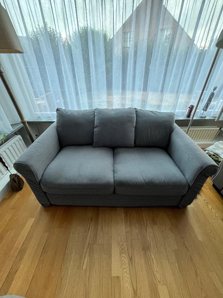 Tweepersoons grijze zetel, Huis en Inrichting, Ophalen, Gebruikt, 150 tot 200 cm, Tweepersoons