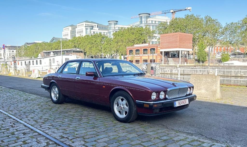 Jaguar XJ 40 3.2s, Autos, Cuir, Achat, Carnet d'entretien, Berline