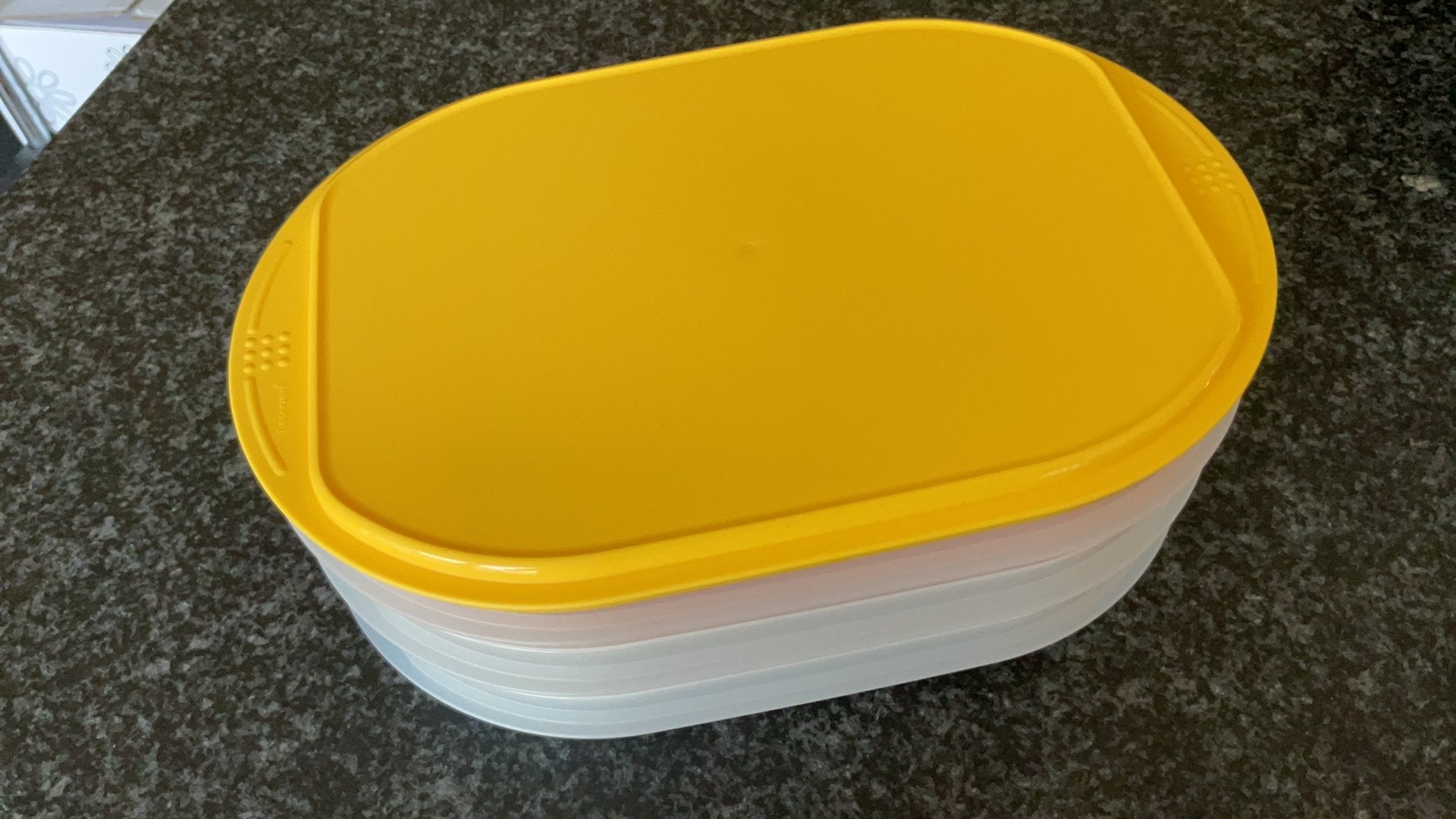 Vleesdozen tupperware, Huis en Inrichting, Ophalen of Verzenden, Zo goed als nieuw