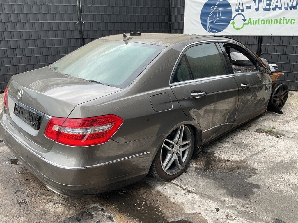 RAAMMECHANIEK RECHTS ACHTER Mercedes-Benz E (W212), Gebruikt, Mercedes-Benz, Dialog.mb@mercedes-benz.com, Mercedes-Benz AG