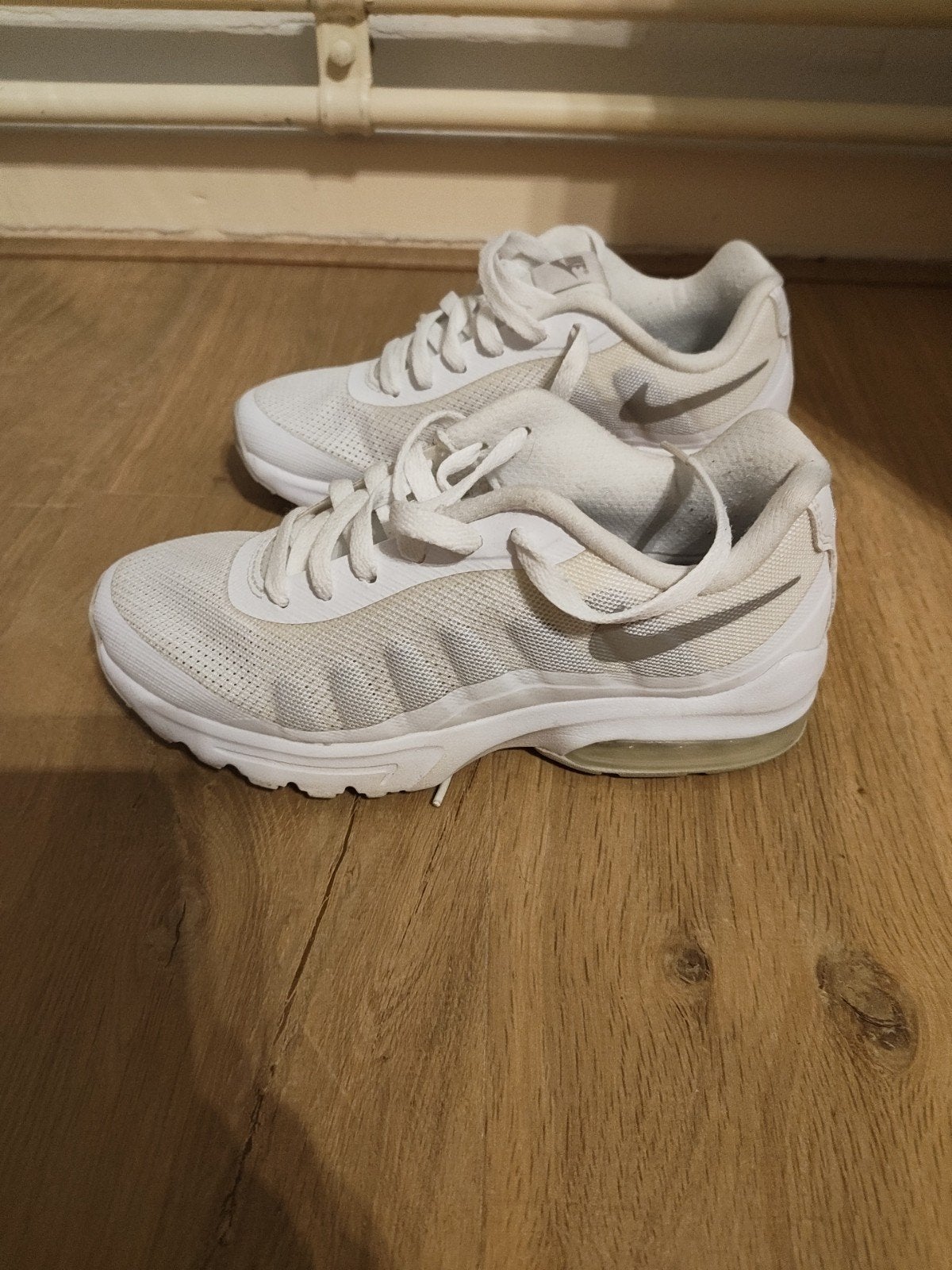 witte nike air maat 36,5, Nike, Ophalen of Verzenden, Zo goed als nieuw, Wit