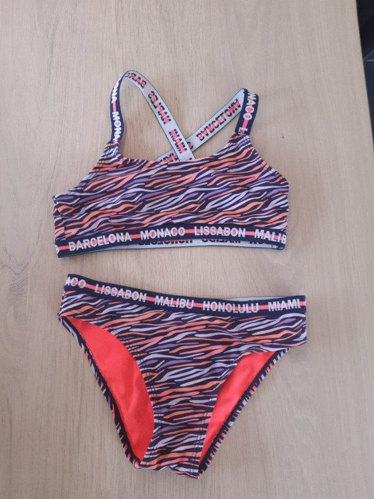 Bikini set maat 146, Enfants & Bébés, Maillots de bain pour enfants, Enlèvement, Taille 146, Fille