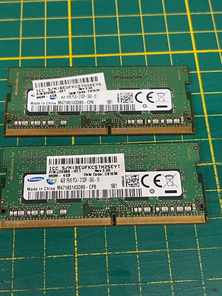Samsung 4GB SO-DIMM DDR4 2133MHz 260Pin, Computers en Software, RAM geheugen, DDR4, Ophalen of Verzenden, Zo goed als nieuw, Laptop