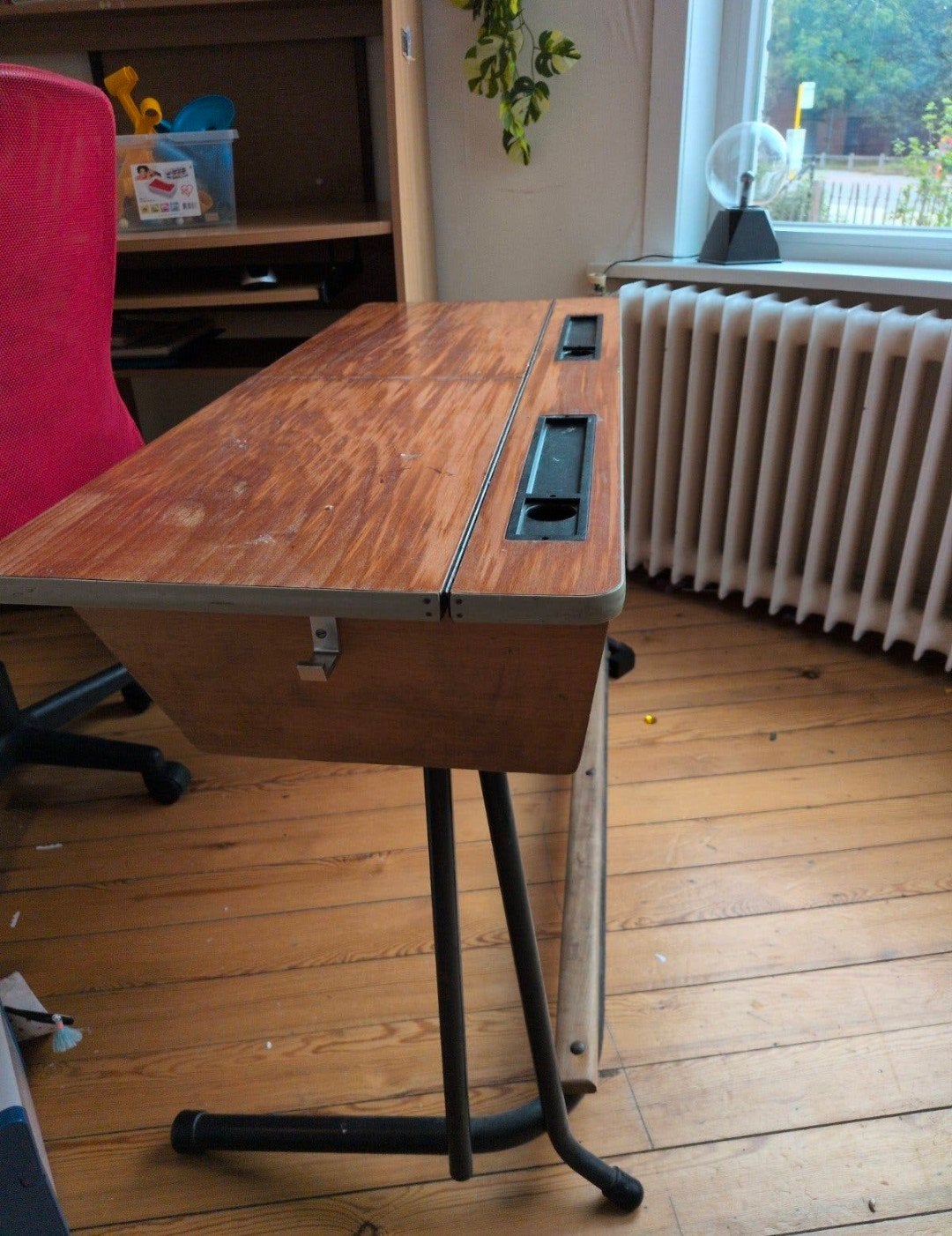 retro oud schoolbankje, Enlèvement