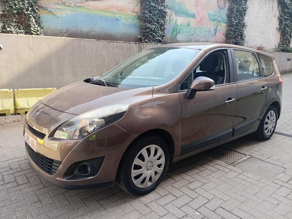 Renault Grand Scenic 1.6 i Gps/Airco 5 zitplaatsen 1ste eige, Auto's, Bruin, 1600 cc, Bruin, Handgeschakeld