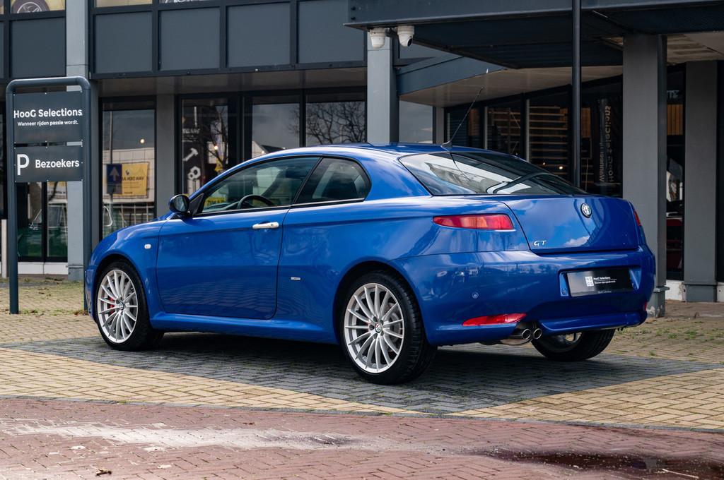 Alfa Romeo GT 3.2 V6 24V (bj 2004), Auto's, 1385 kg, 239 pk, Zwart, Overige kleuren