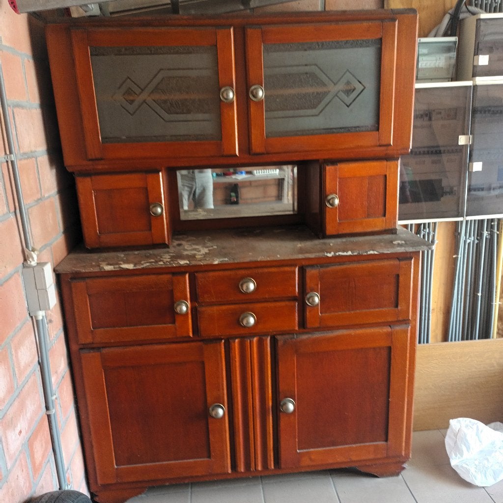 Armoire rétro, Enlèvement