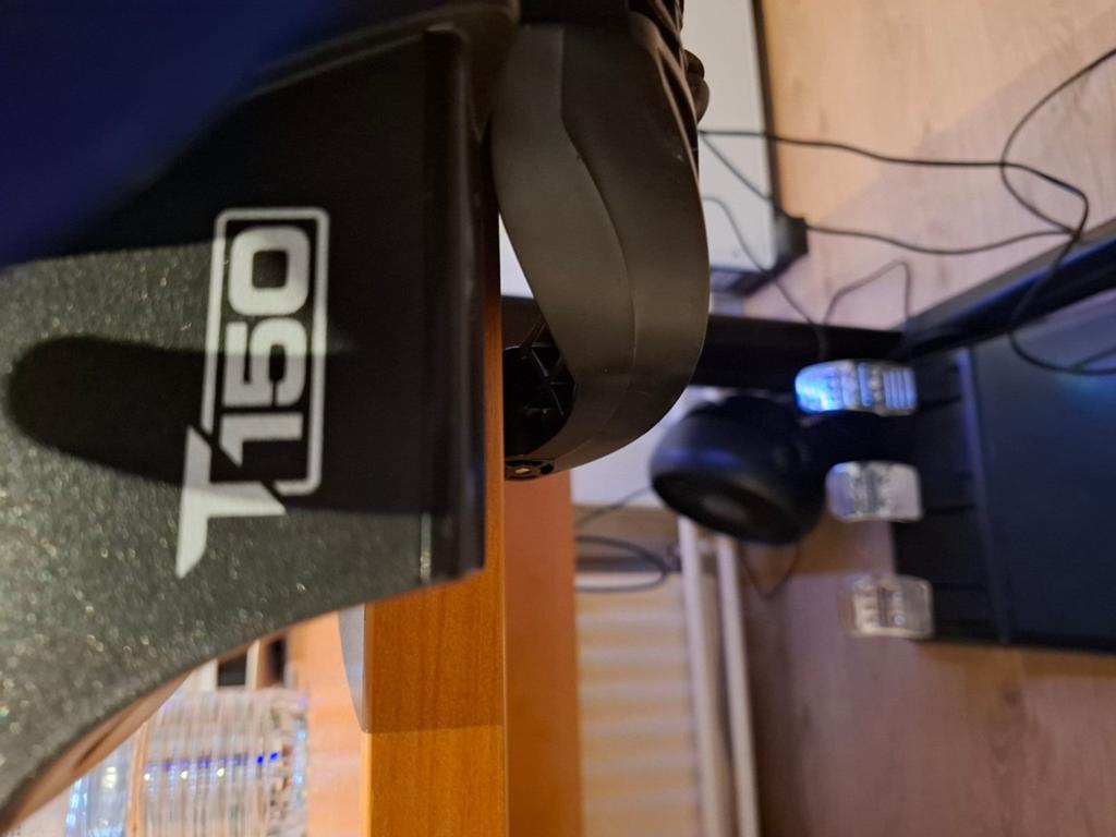 Thrustmaster T150 Pro, Ophalen