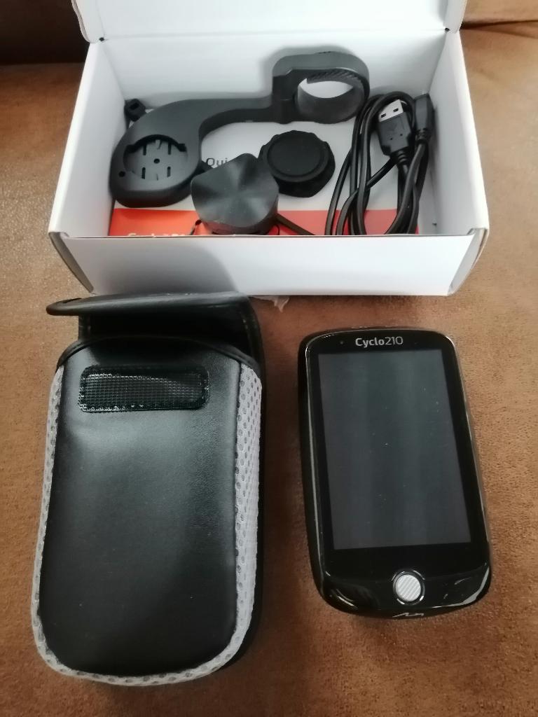 Fiets gps, Fietsen en Brommers, Ophalen, GPS, Zo goed als nieuw