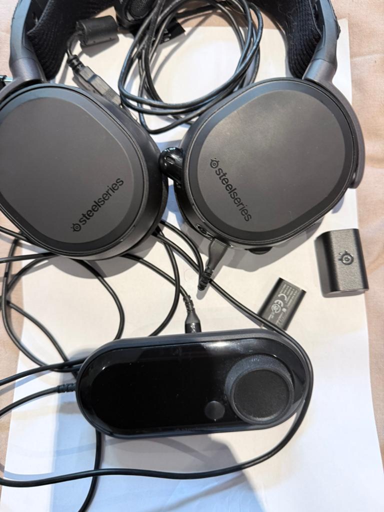Steelseries gamedac werkt prima, Computers en Software, Headsets, Ophalen, Zo goed als nieuw