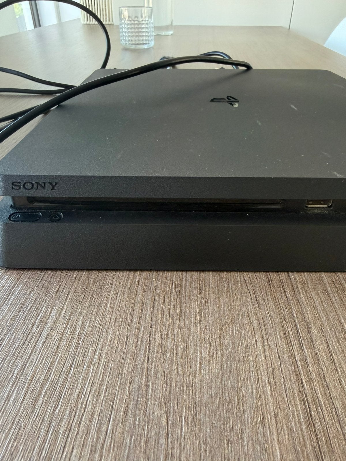 PlayStation4 Slim 1TB + controller + 7 games, Ophalen, Zo goed als nieuw, Slim