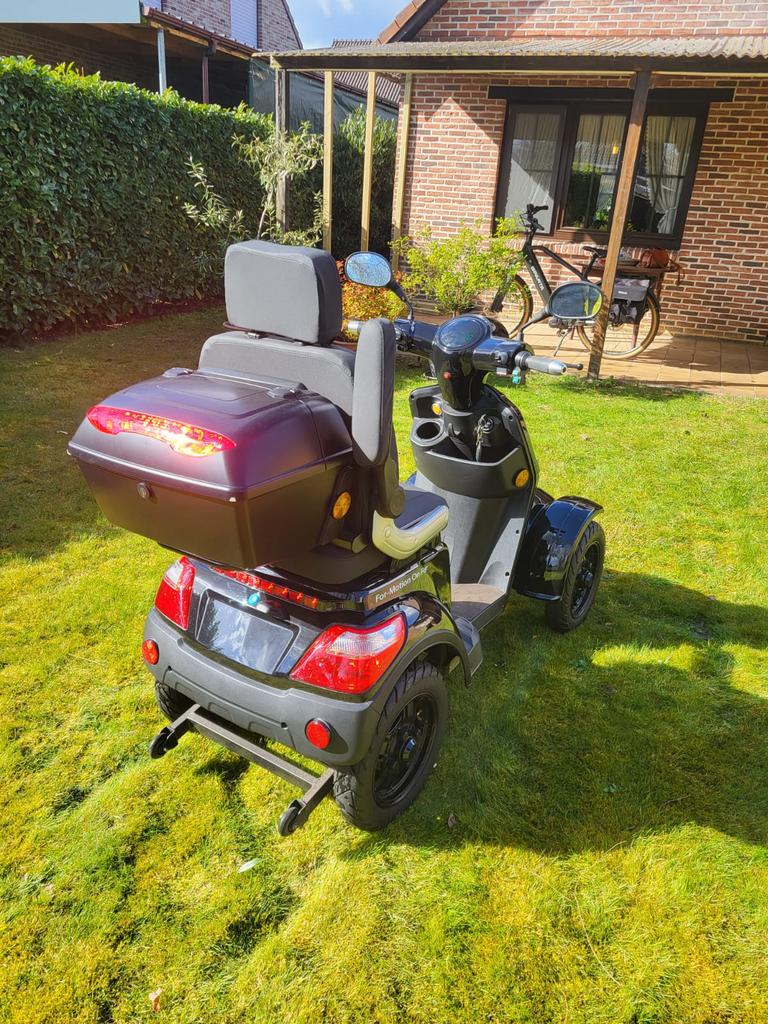 Scootmobiel, Fietsen en Brommers, Snorfietsen en Snorscooters, Elektrisch, Zo goed als nieuw, Ophalen, Overige merken