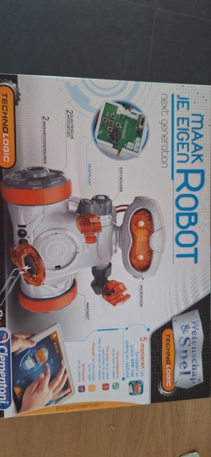 Maak je eigen robot, Ophalen, Ontdekken
