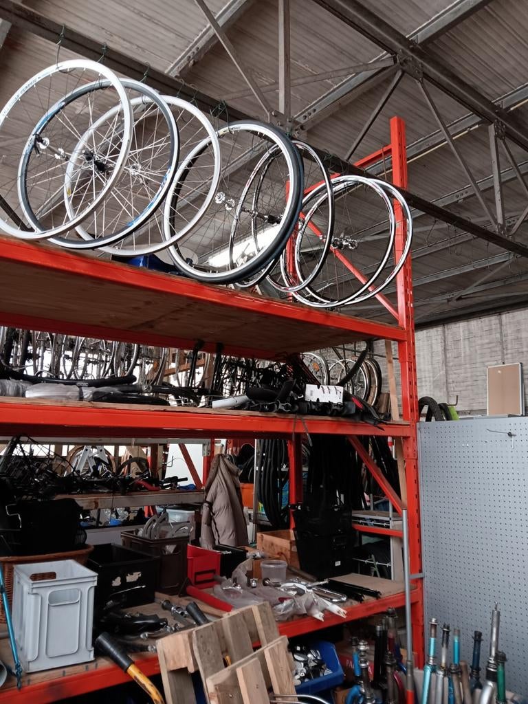 Ben je op zoek naar een fietswiel?, Ophalen, Wiel