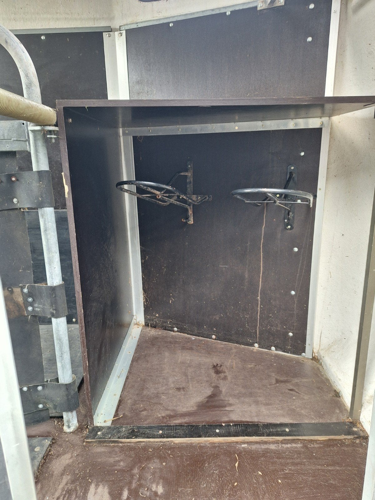 Hotra VT20 aanhangwagen, Dieren en Toebehoren, Ophalen, Gebruikt, Overige materialen, 1½-paards trailer