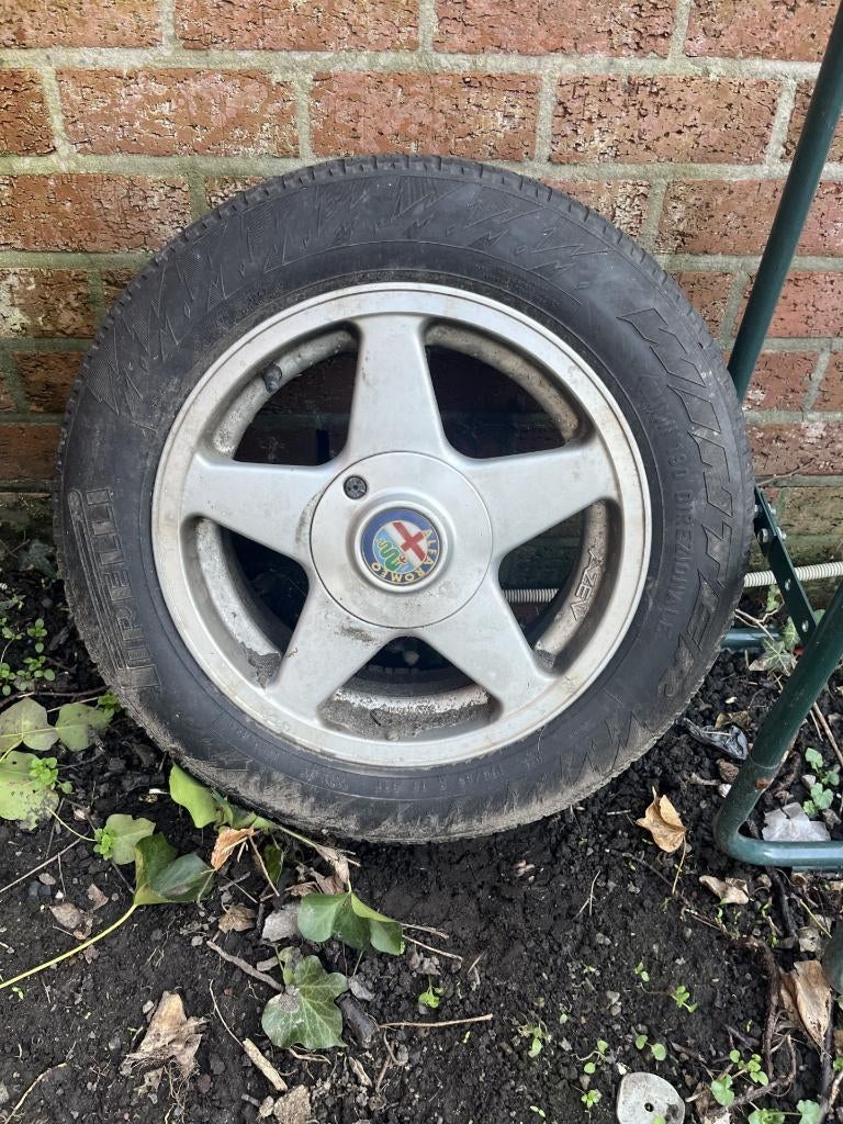 5 Alfa Romeo 4x14 stuks en 1x 16 stuks velgen, Ophalen, 14 inch, Gebruikt, Velg(en)