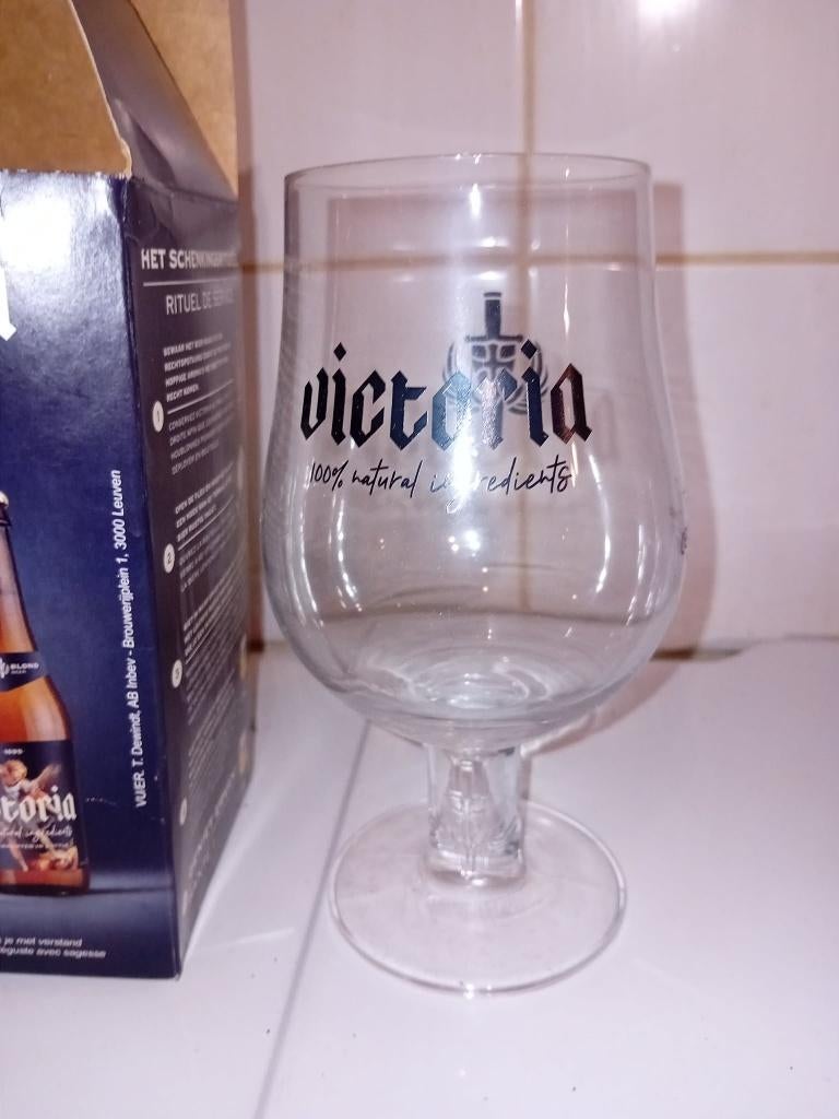 bierglas victoria, Ophalen of Verzenden, Nieuw, Bierglas