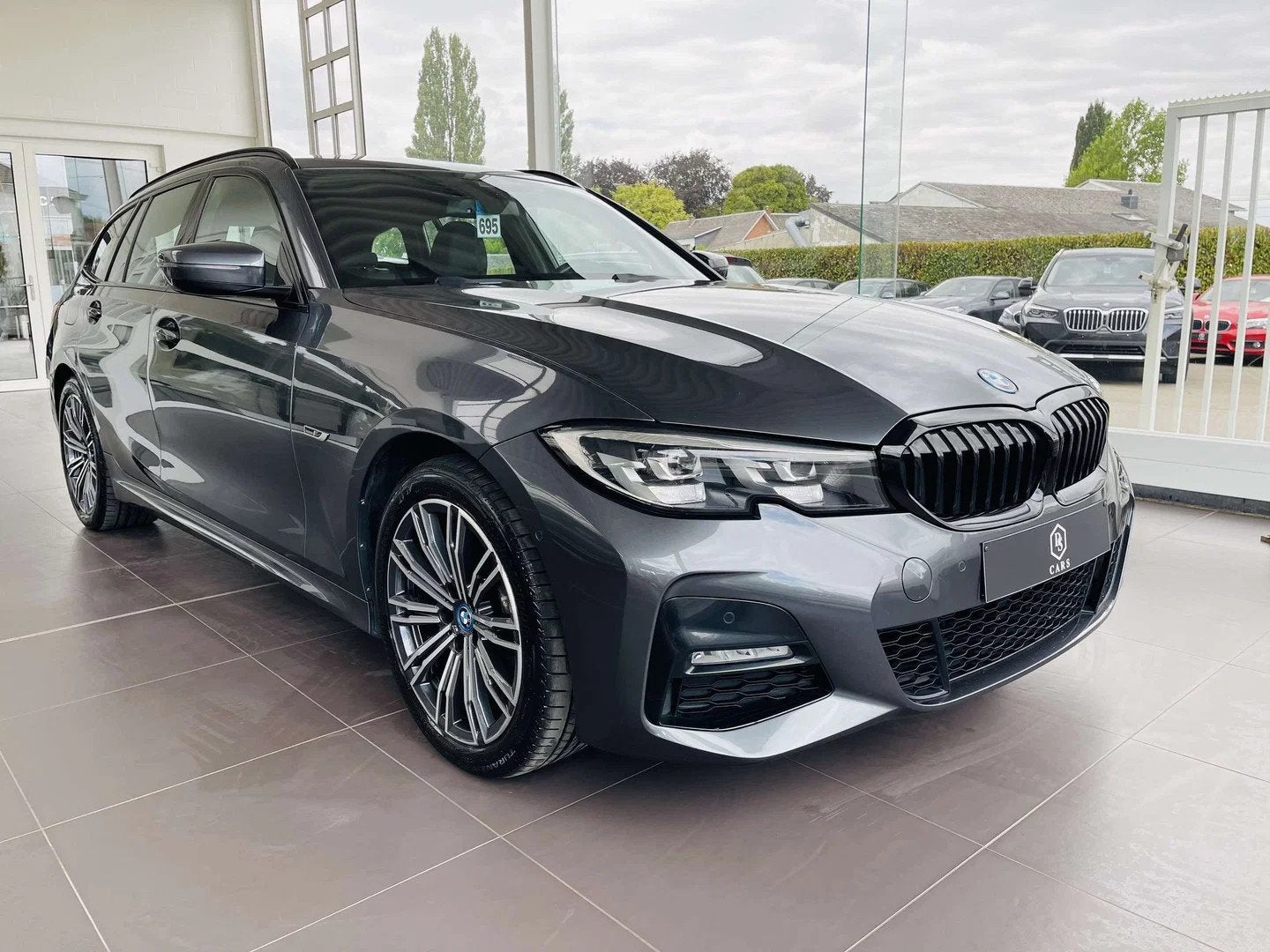 BMW 3 Serie 320 eA PHEV * GARANTIE + PACK M + LED + CUIR + G, Autos, BMW, Cuir, Argent ou Gris, Achat, https://public.car-pass.be/vhr/8c76481c-be42-4ff0-8eae-5ce1bc90441d