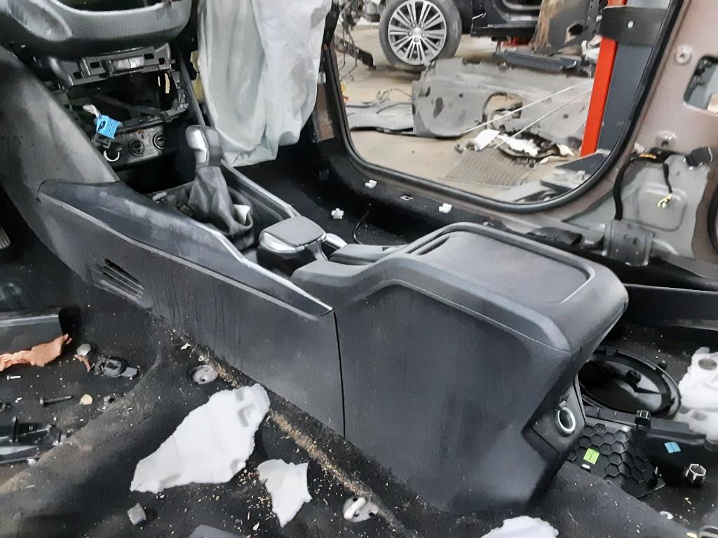 MIDDENCONSOLE Peugeot 2008 (CU) (01-2013/12-2019), Auto-onderdelen, Gebruikt, Peugeot