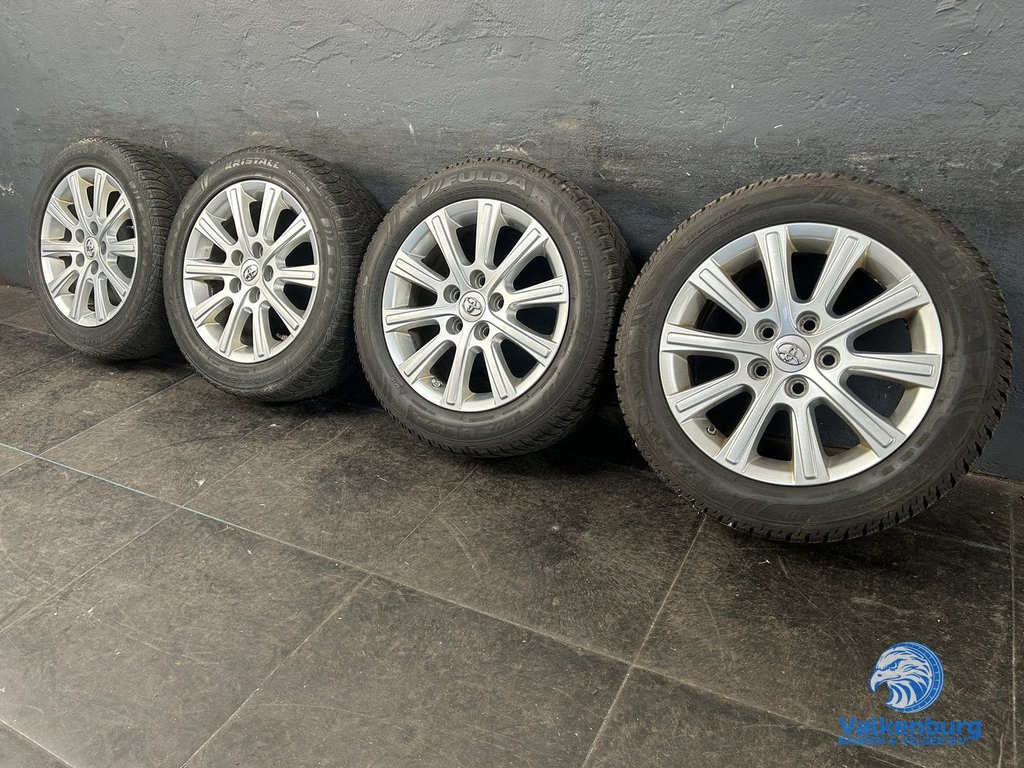 8mm! Originele Toyota Auris Verso Avensis 16 inch velgen TPM, Autos : Pièces & Accessoires, Pneus & Jantes, Pneus et Jantes, Pneus hiver