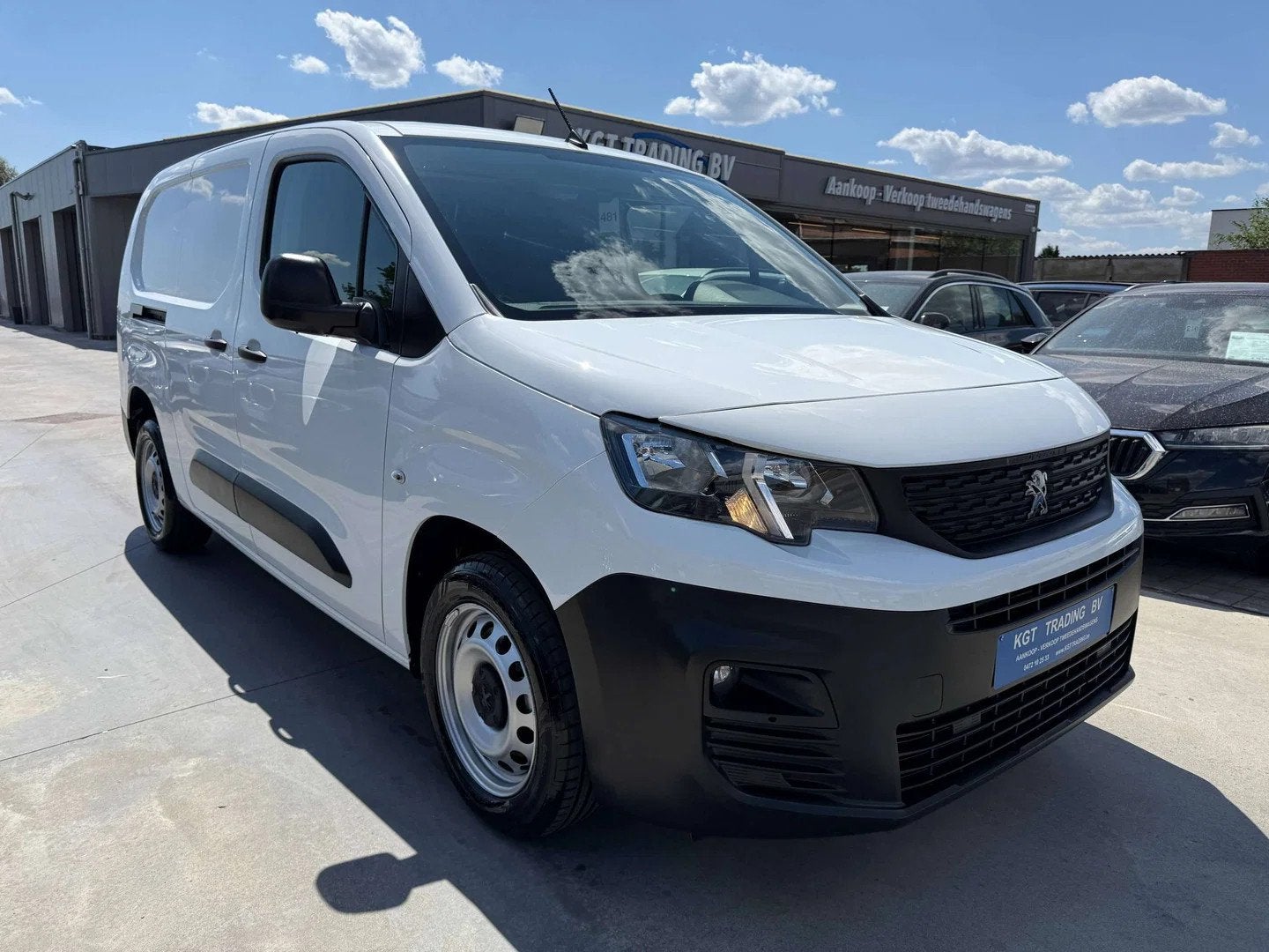 Peugeot Partner 1.5 BLUEHDI 102PK L2 CARPLAY NAVIGATIE BLUET, Auto's, Stof, Gebruikt, 4 cilinders, USB