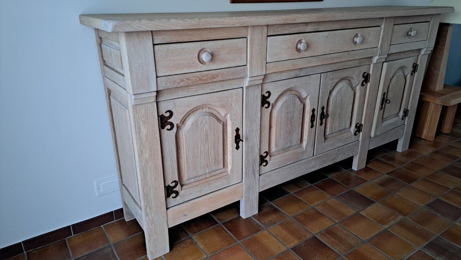 dressoir voleik, Ophalen