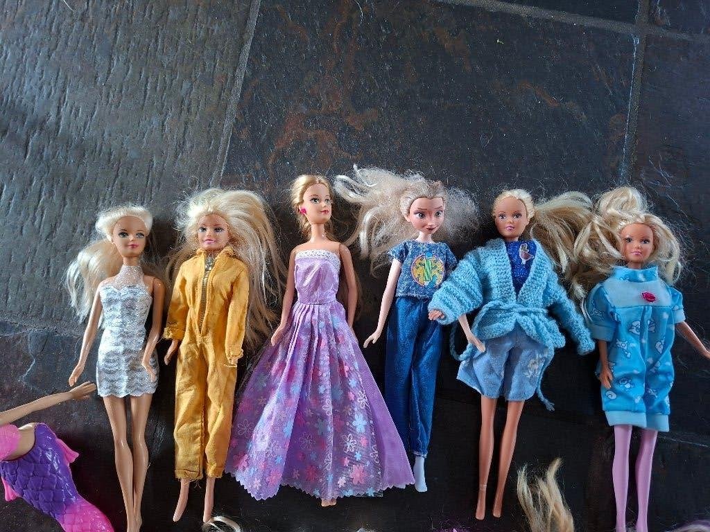 barbiepoppen klein en groot, Enlèvement, Utilisé, Barbie