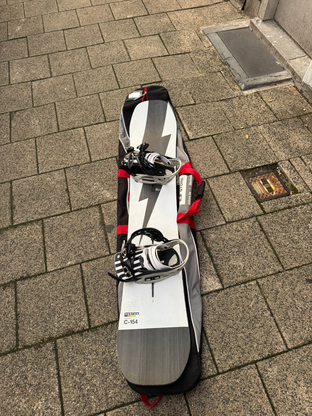 Burton Custom Camber 154 + Burton Cartel X bindingen, Sport en Fitness, Snowboarden, Ophalen, Gebruikt, Bindingen