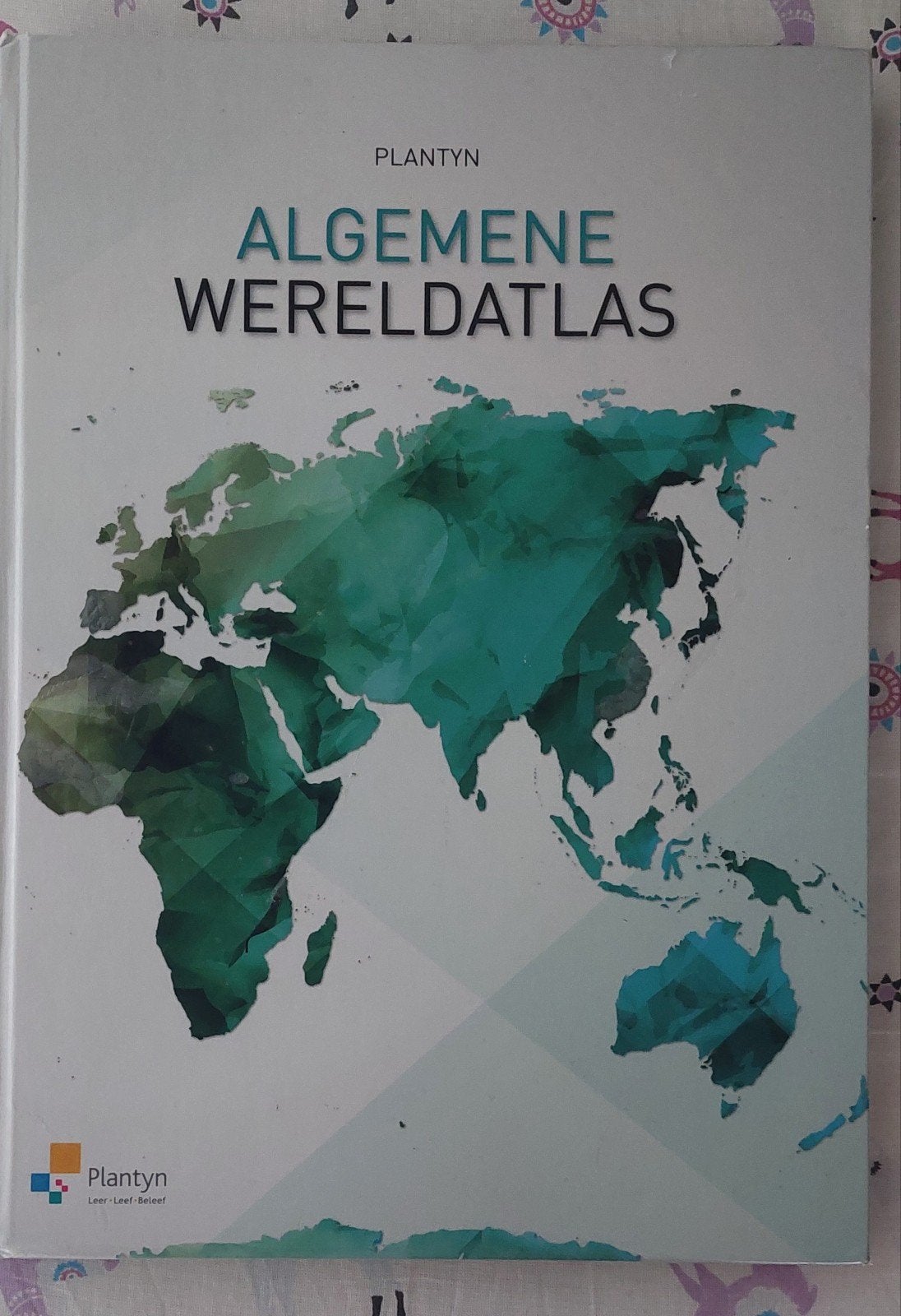 Plantyn Algemene Wereldatlas - editie 2017, Boeken, Ophalen of Verzenden, Dirk Vanderhallen Etienne Van Hecke