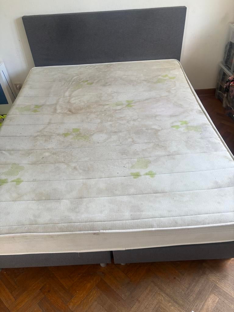 Lit boxspring + matelas, Enlèvement, Utilisé