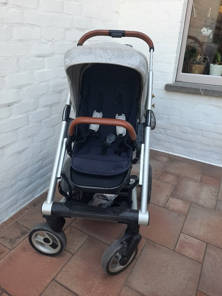 Musty "I Go" buggy met diverse toebehoren, Ophalen, Gebruikt, Overige merken, Regenhoes