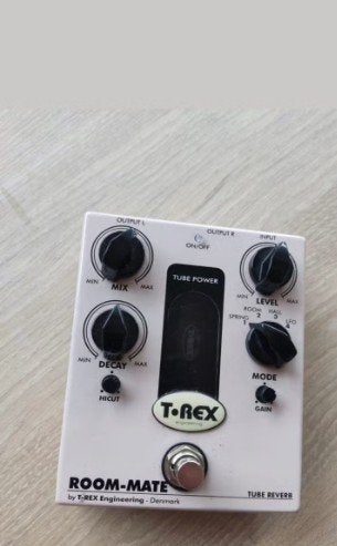 T-Rex Room-Mate stereo tube reverb, Muziek en Instrumenten, Effecten, Ophalen of Verzenden, Zo goed als nieuw, Reverb