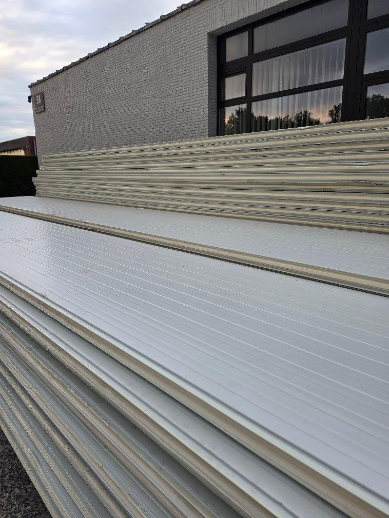450m² sandwichpanelen 8cm 800cm x 115cm wit, Enlèvement, Utilisé, Autres matériaux, 50 à 100 mm