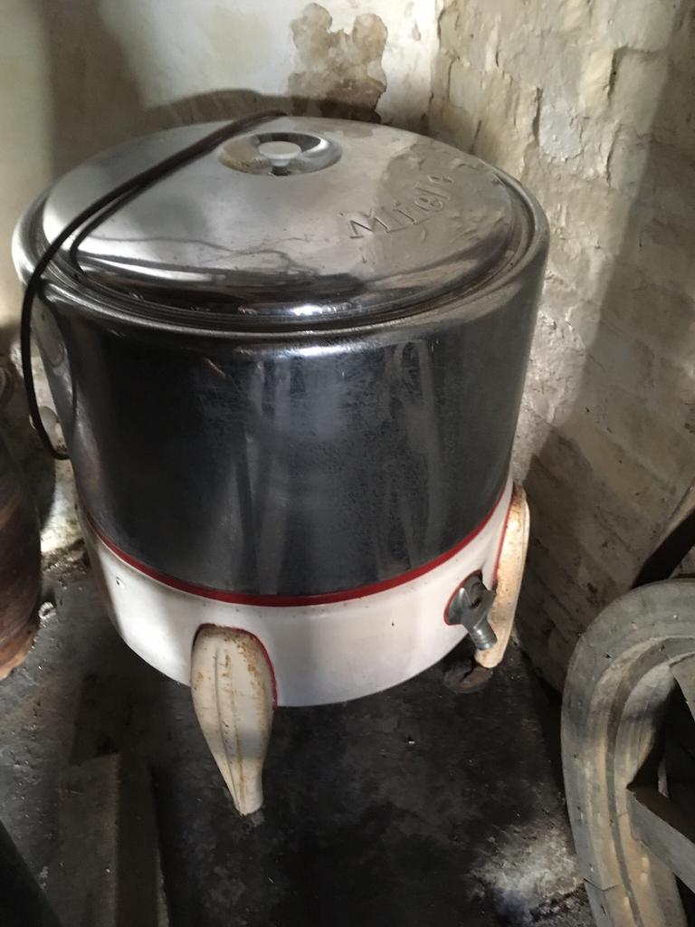 Miele wasmachine antiek, Enlèvement