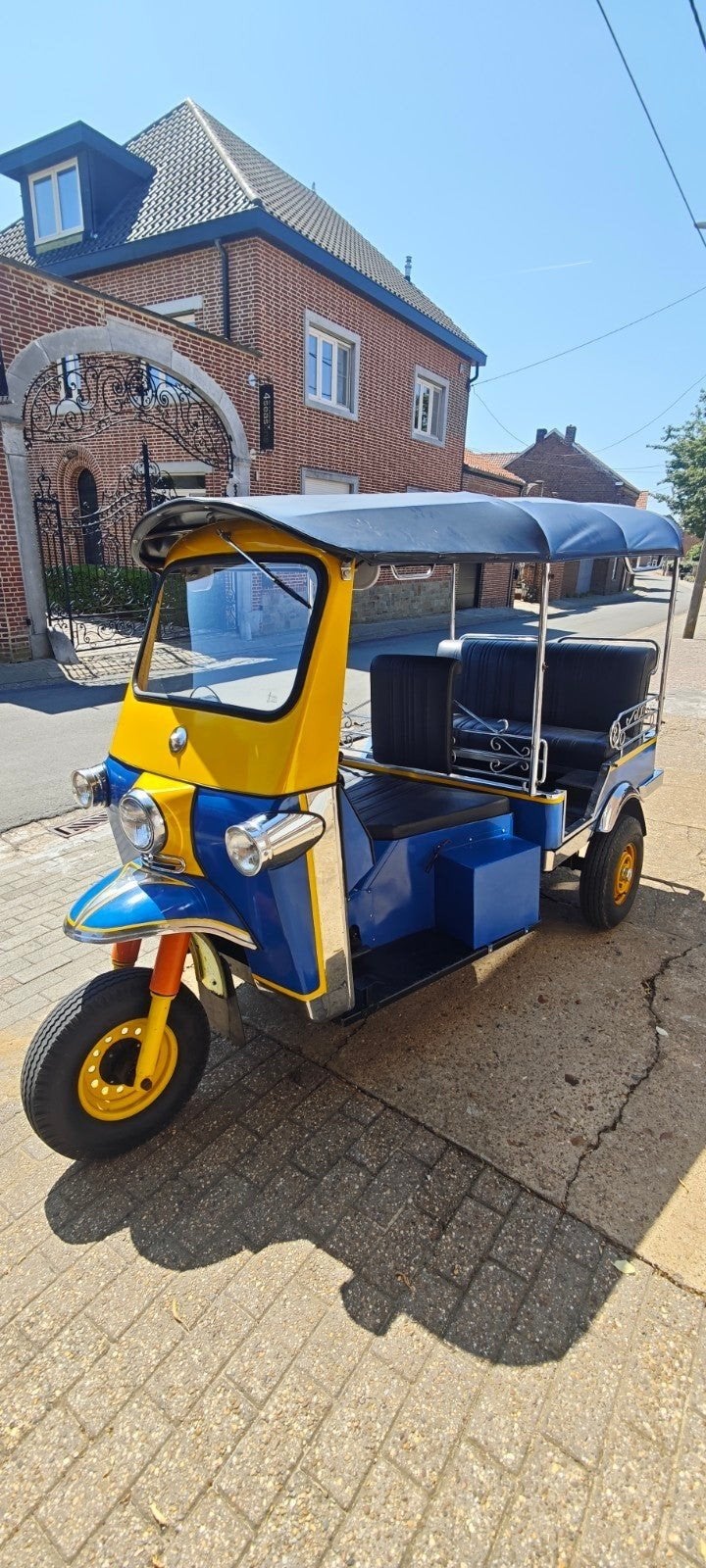 Tuk tuk Calessino 550cc, homologué pour la circulation, Motos, Quads & Trikes, 2 cylindres, 549 cm³, 12 à 35 kW