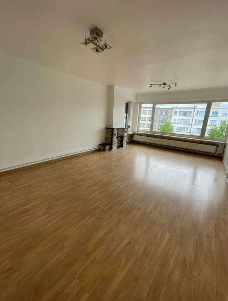 Ruim appartement 2slpk te huur Merksem, Immo, Appartements & Studios à louer