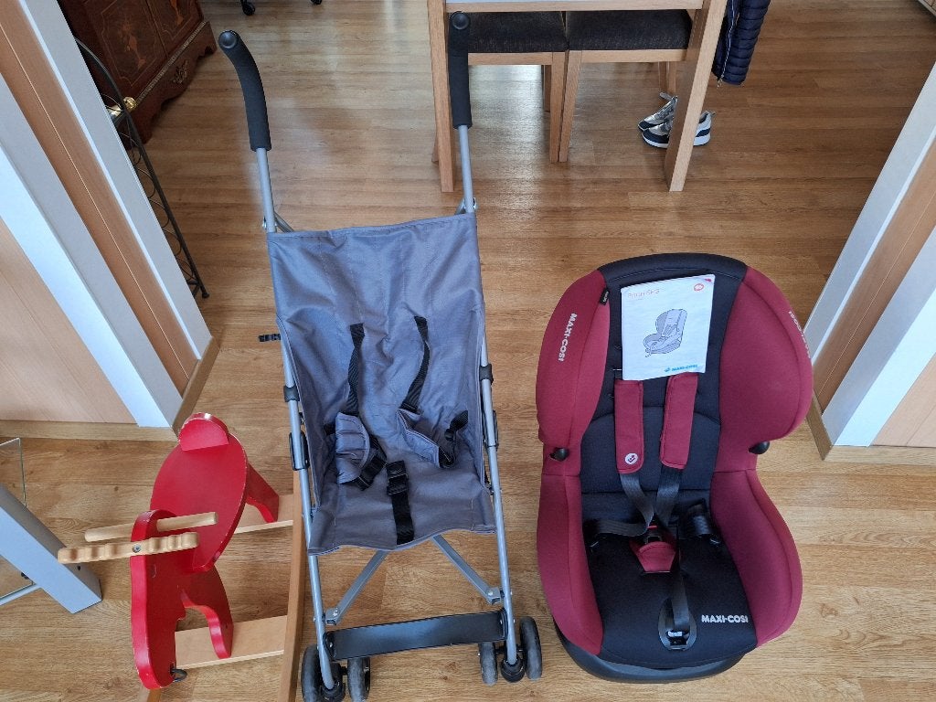 kinderstoel maxi cosi en een buggy., Ophalen, Verstelbare rugleuning, Autogordel, 9 t/m 18 kg