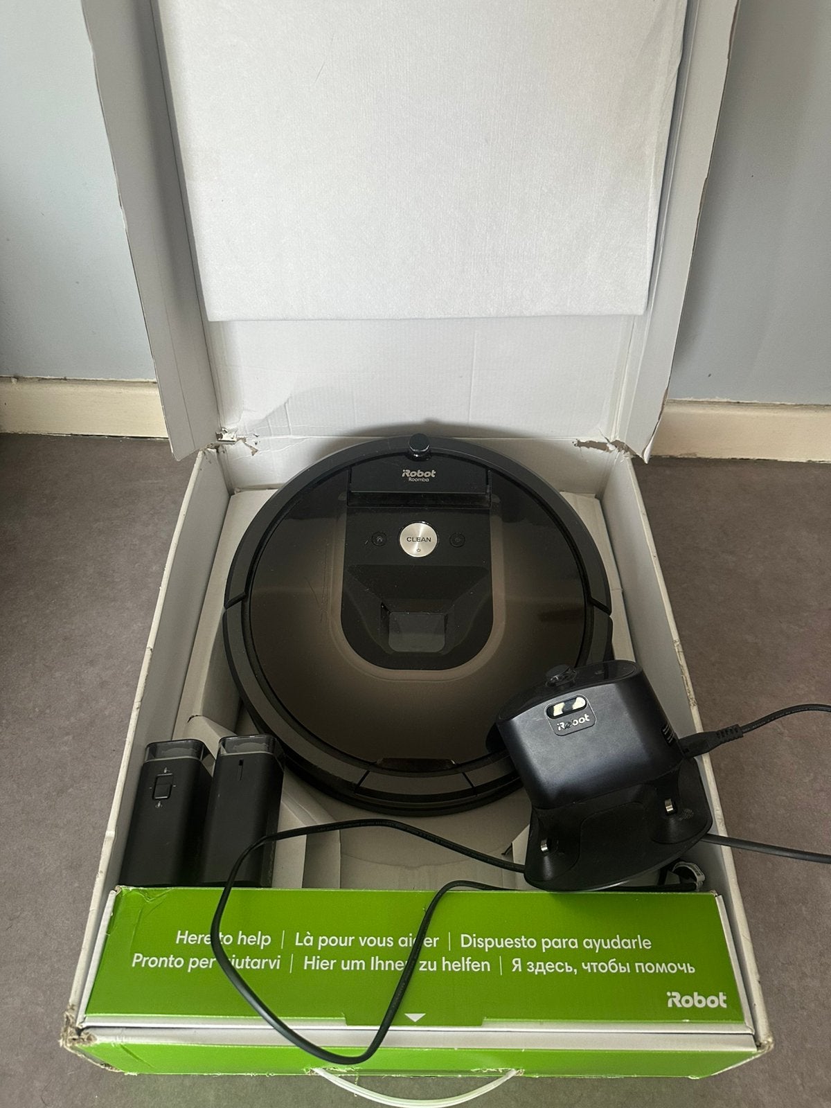 Roomba 980 robot stofzuiger, Elektronische apparatuur, Stofzuigers, Ophalen, Zo goed als nieuw, IRobot