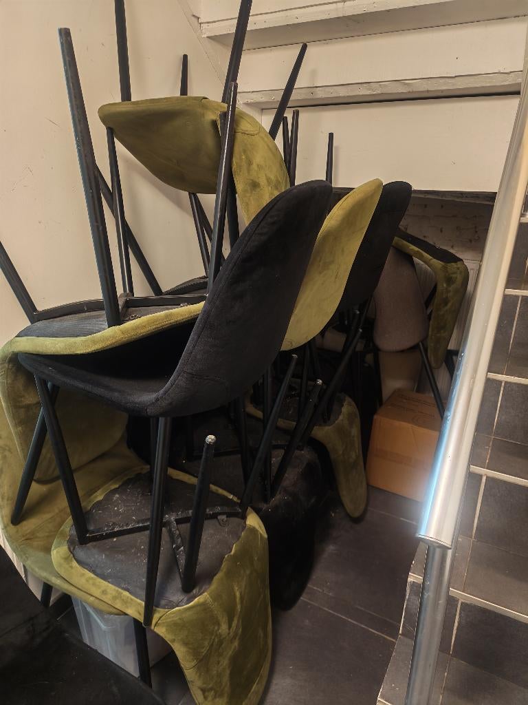 Lot de 15 Chaise velours couleur noir et vert, Maison & Meubles, Chaises, Enlèvement, Tissus, Noir, Cinq, Six Chaises ou plus