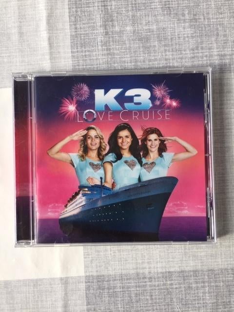 K3 CD Lovecruise, Cd's en Dvd's, Ophalen of Verzenden, Zo goed als nieuw, Muziek, 6 tot 9 jaar
