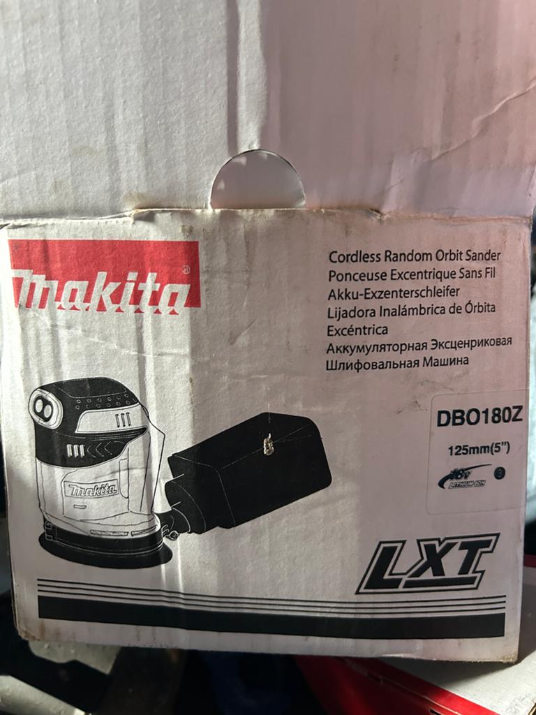 Schuurmachine makita, Doe-het-zelf en Bouw, Ophalen of Verzenden, Nieuw, Vlakschuurmachine