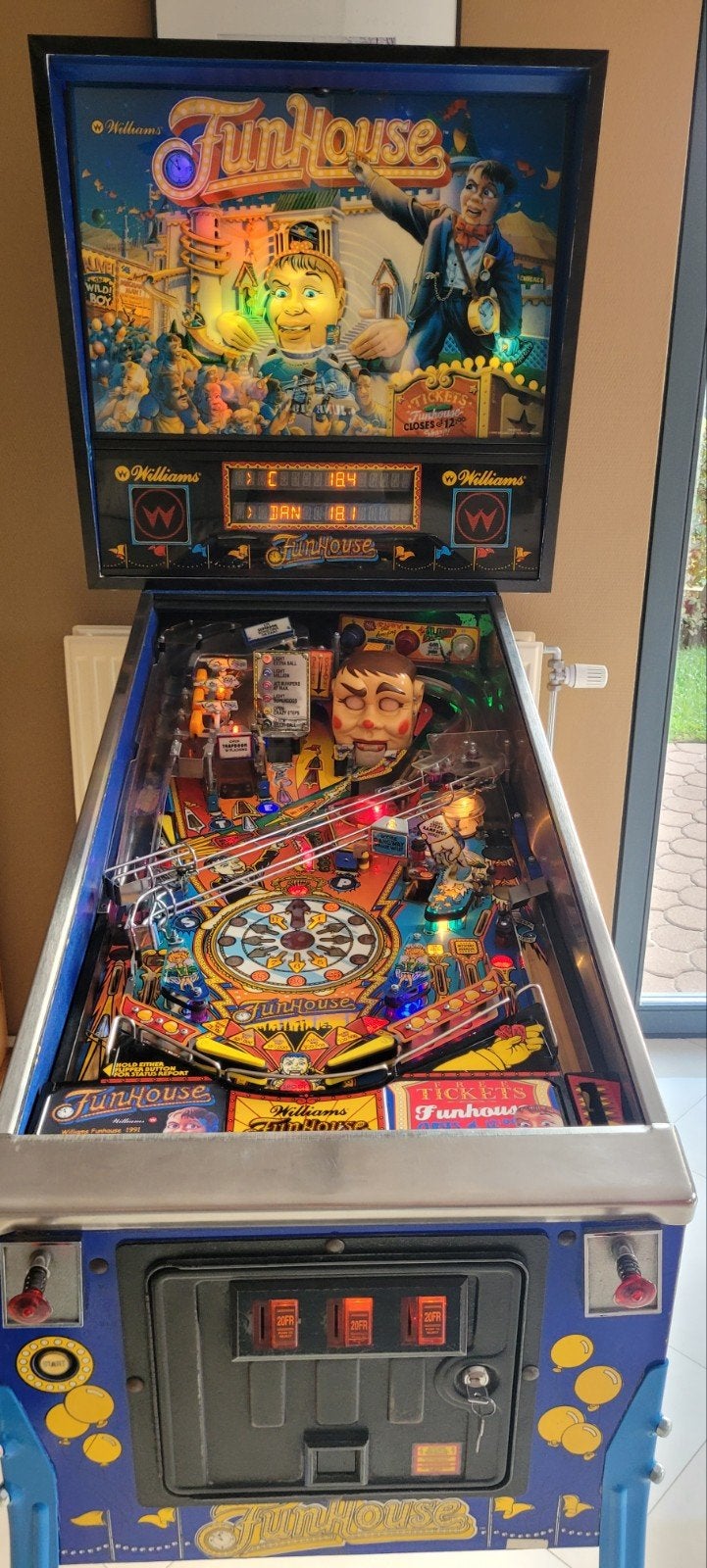 Flipper Fun House, Ophalen