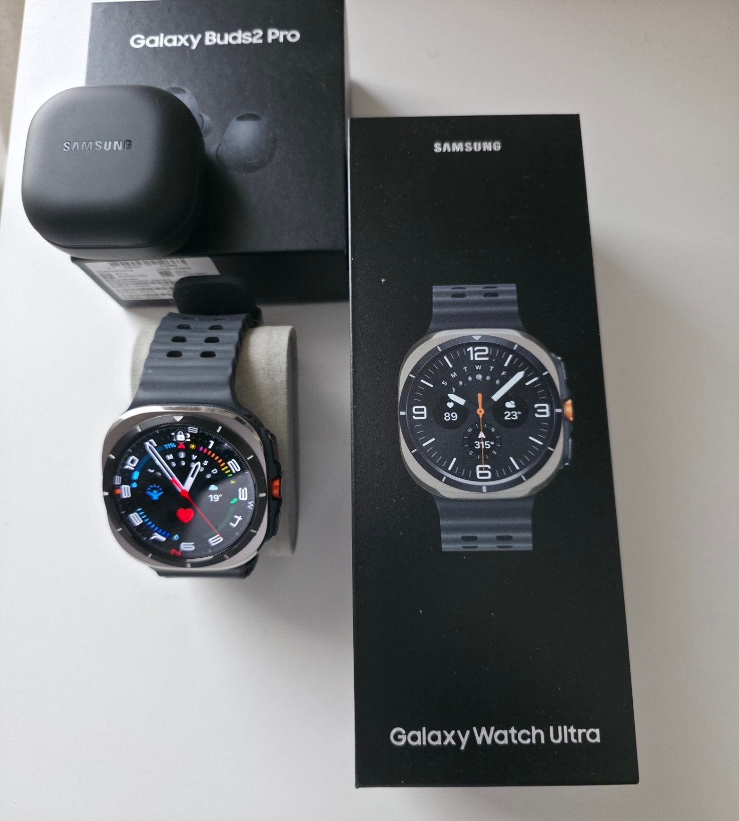 samsung watch ultra 4G, Bijoux, Sacs & Beauté, Montres connectées, Enlèvement, Avancer d'un pas, Noir, Samsung galaxy watch ultra 4G