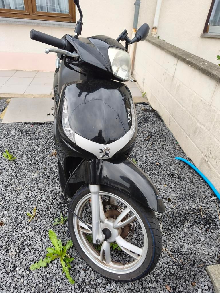 Scooter Peugeot tweet 125cc, Vélos & Vélomoteurs